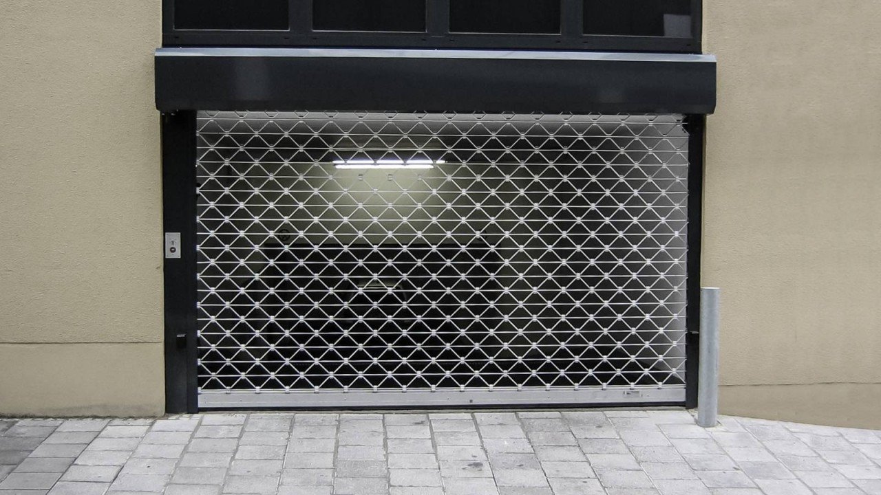 Rolling Grille